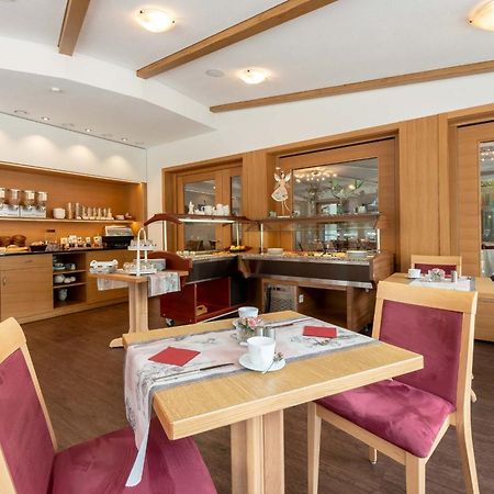 Hotel Roessle Berneck Altensteig Extérieur photo
